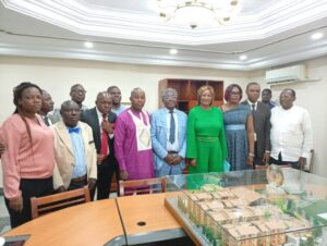 Le SYNAJIC présente ses vœux 2026 à Me Denise Fampou et la choisit comme Marraine.