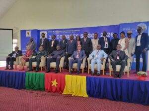 Douala : le 33e Congrès de la SOGOC mobilise les spécialistes face aux défis de la santé maternelle et reproductive.